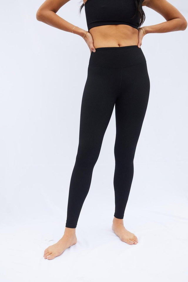 YEAR OF OURS RIBBED HIGH HIGH LEGGING